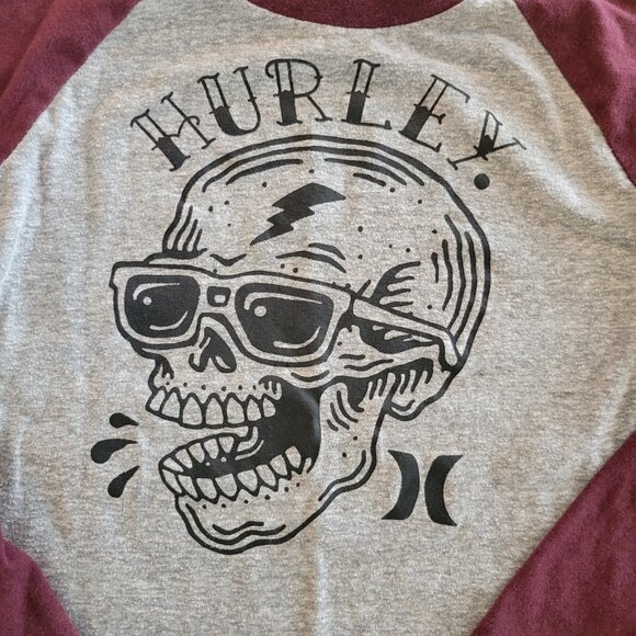 Boys Hurley SIZE 6 colorblock burgundy and grey SKULL shirt - GUC - Picture 2 of 4